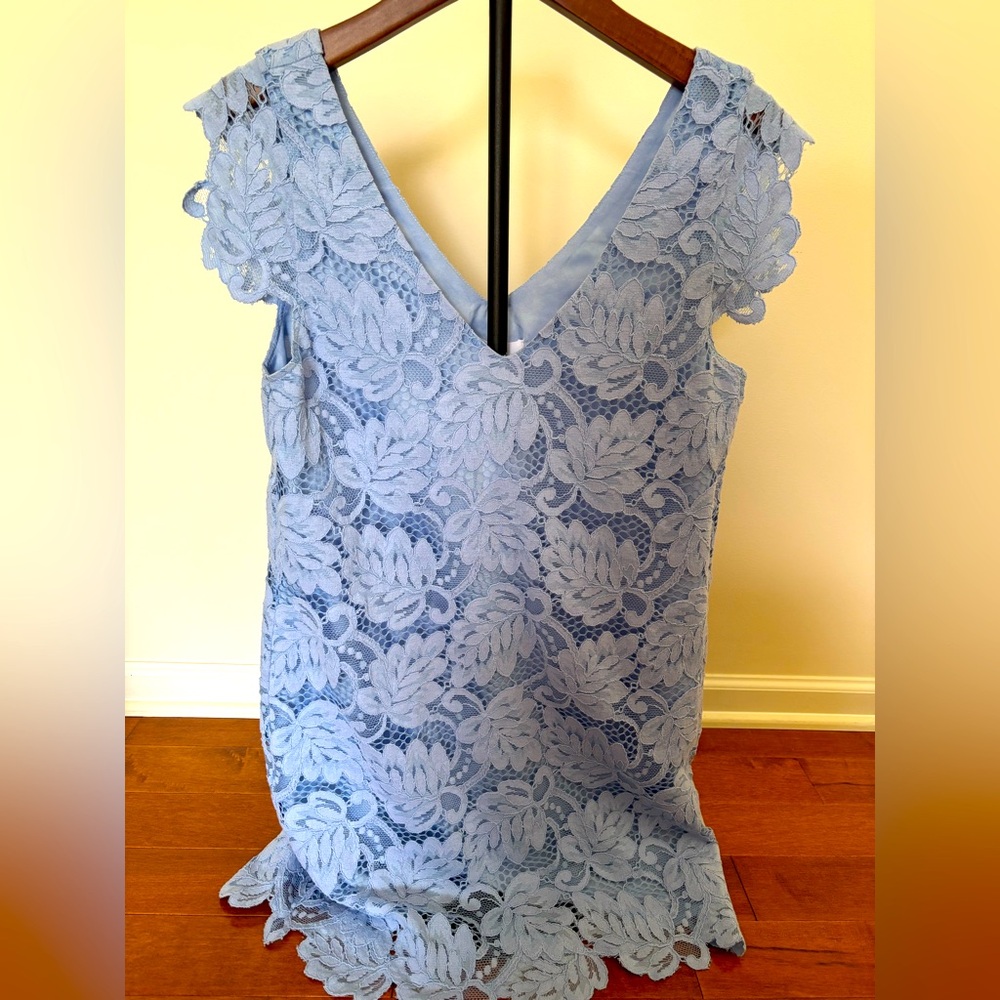 BB Dakota Blue Lace Dressβ Small NWT Sleeveless V-Neck Cocktail Wedding